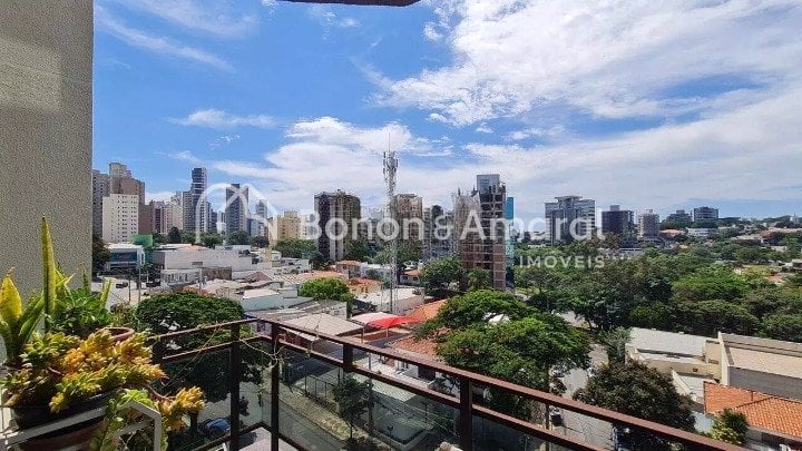 Apartamento à Venda - Cambuí em Campinas / SP