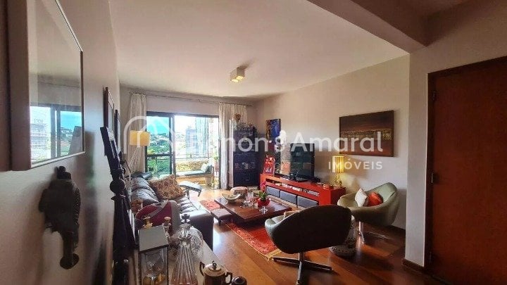 Apartamento à Venda - Cambuí em Campinas / SP