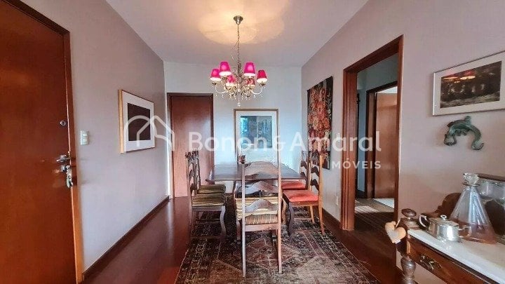Apartamento à Venda - Cambuí em Campinas / SP
