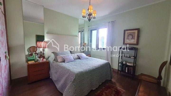 Apartamento à Venda - Cambuí em Campinas / SP