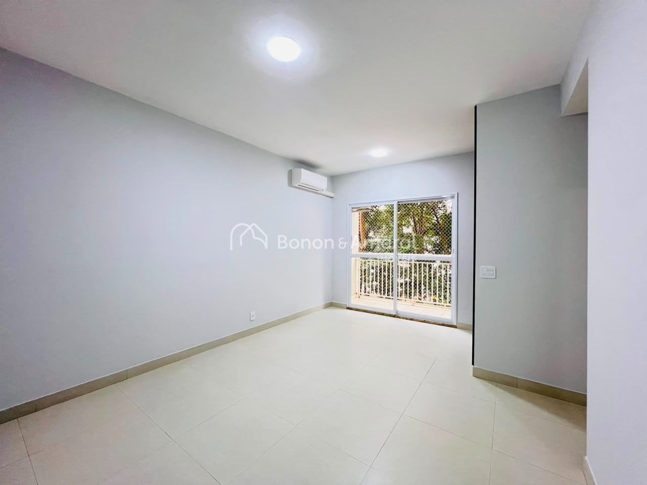 Apartamento à Venda - Morumbi em Paulínia / SP