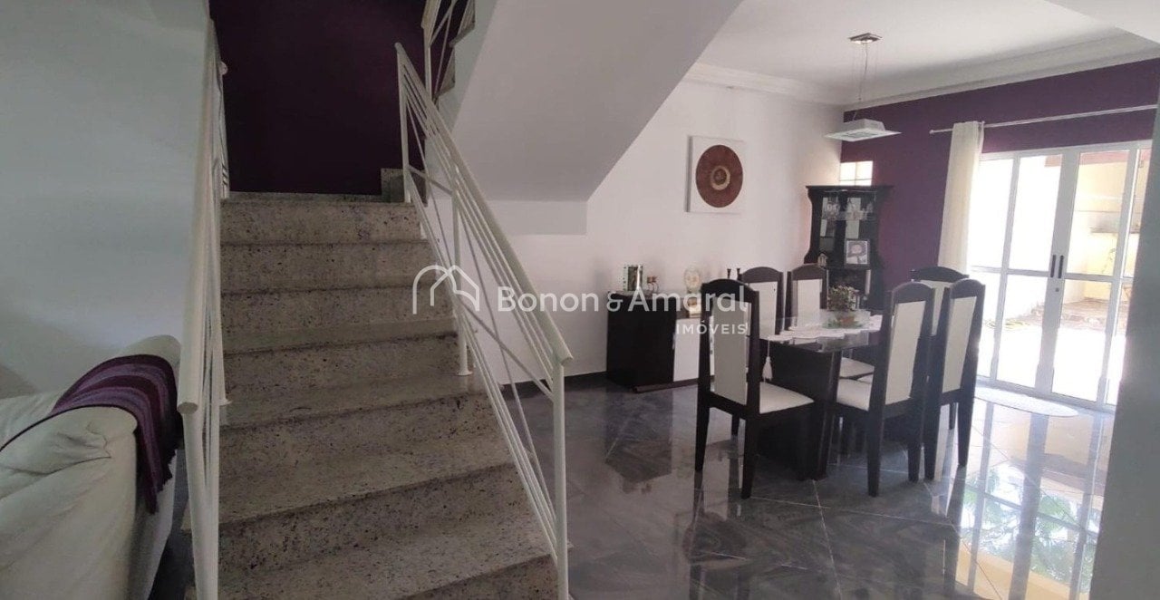 Casa em Condomínio à Venda - Roncáglia em Valinhos / SP