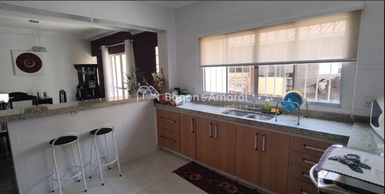 Casa em Condomínio à Venda - Roncáglia em Valinhos / SP