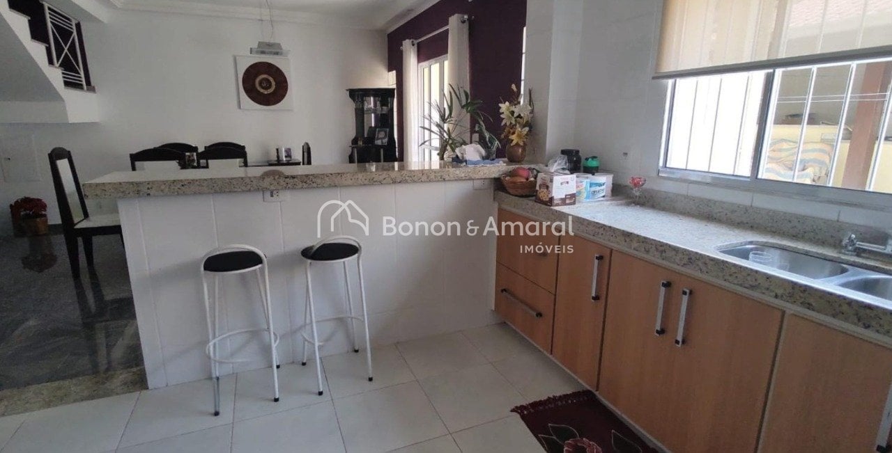 Casa em Condomínio à Venda - Roncáglia em Valinhos / SP
