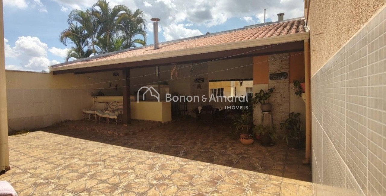 Casa em Condomínio à Venda - Roncáglia em Valinhos / SP