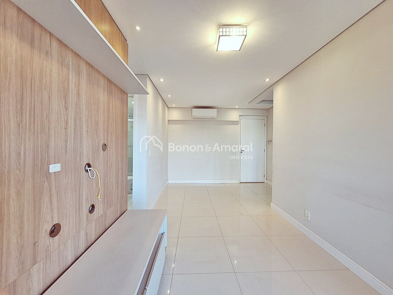 Apartamento para Alugar - Taquaral em Campinas / SP