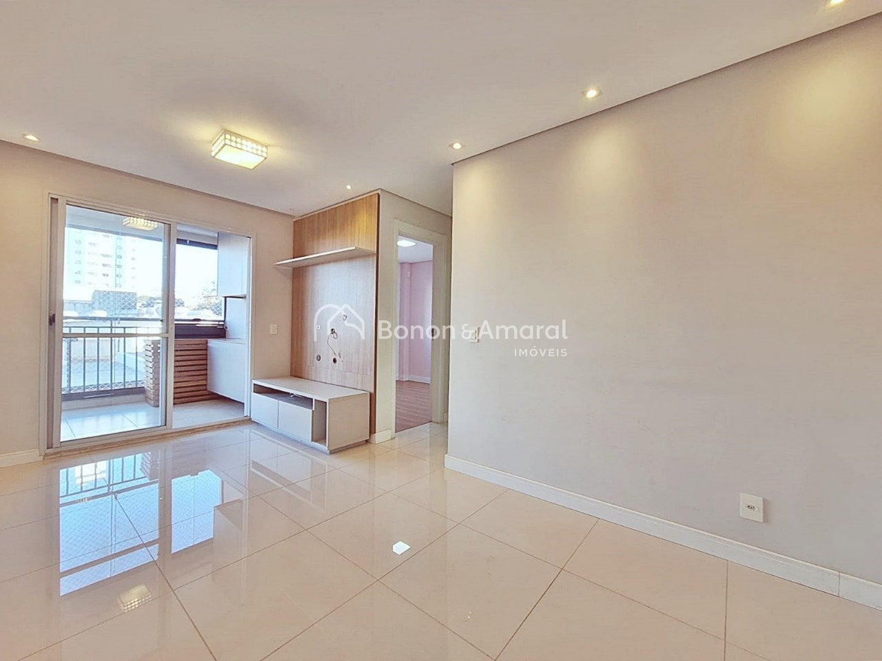 Apartamento para Alugar - Taquaral em Campinas / SP