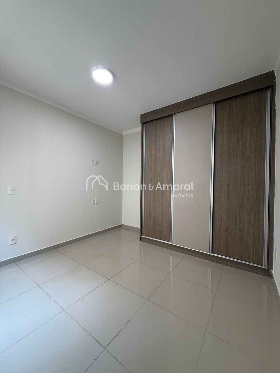 Casa em Condomínio à Venda - Bonfim em Paulínia / SP