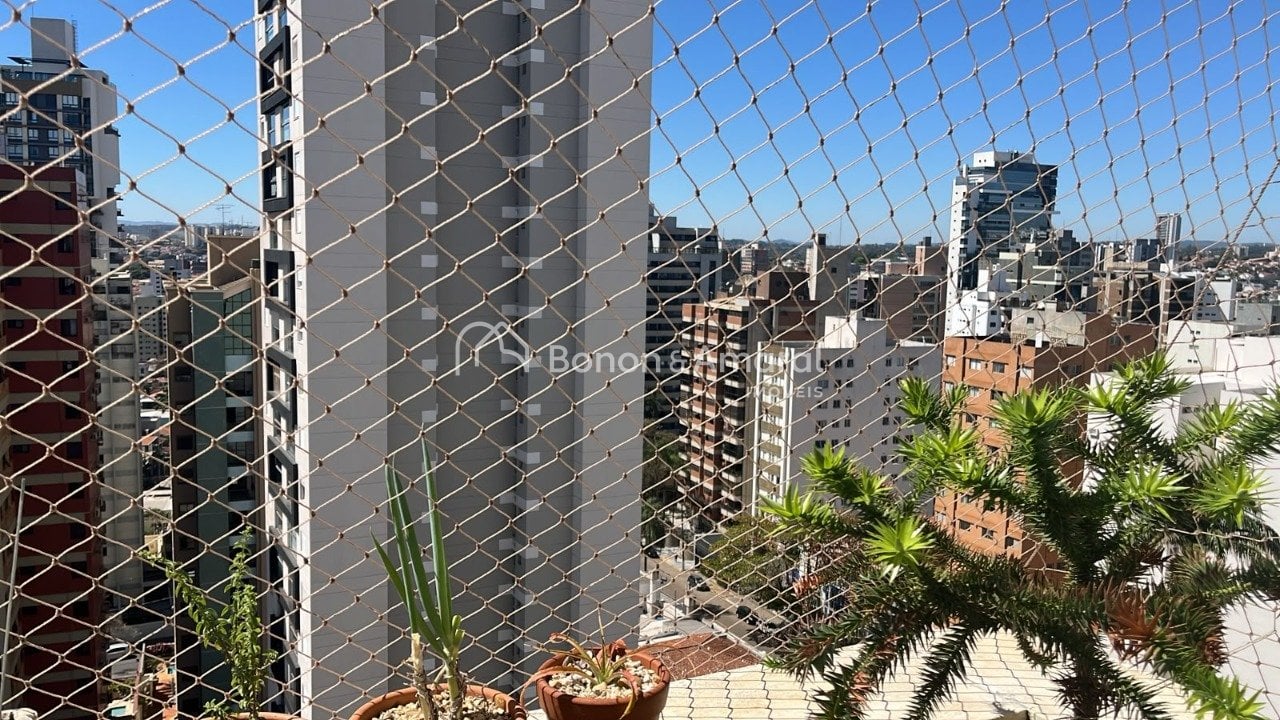 Apartamento à Venda - Cambuí em Campinas / SP