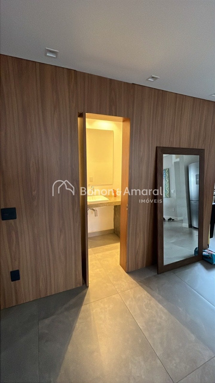 Apartamento à Venda - Cambuí em Campinas / SP