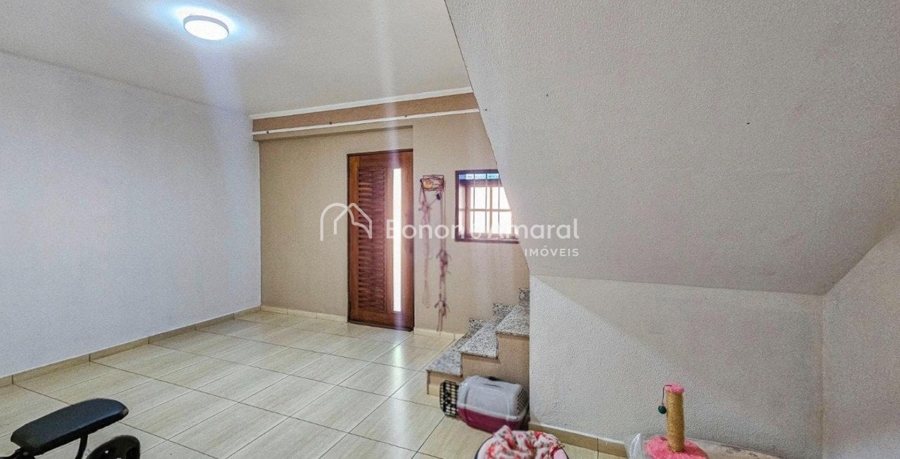 Casa em Condomínio à Venda - Roncáglia em Valinhos / SP