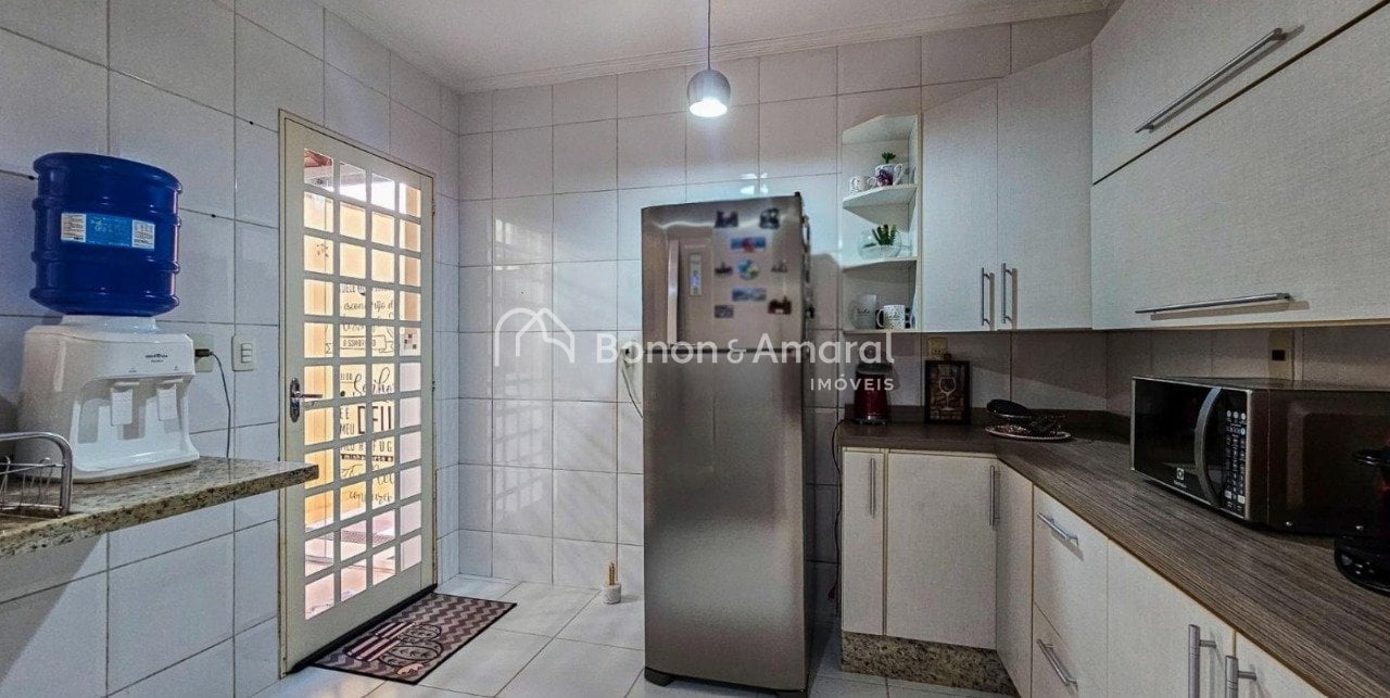 Casa em Condomínio à Venda - Roncáglia em Valinhos / SP