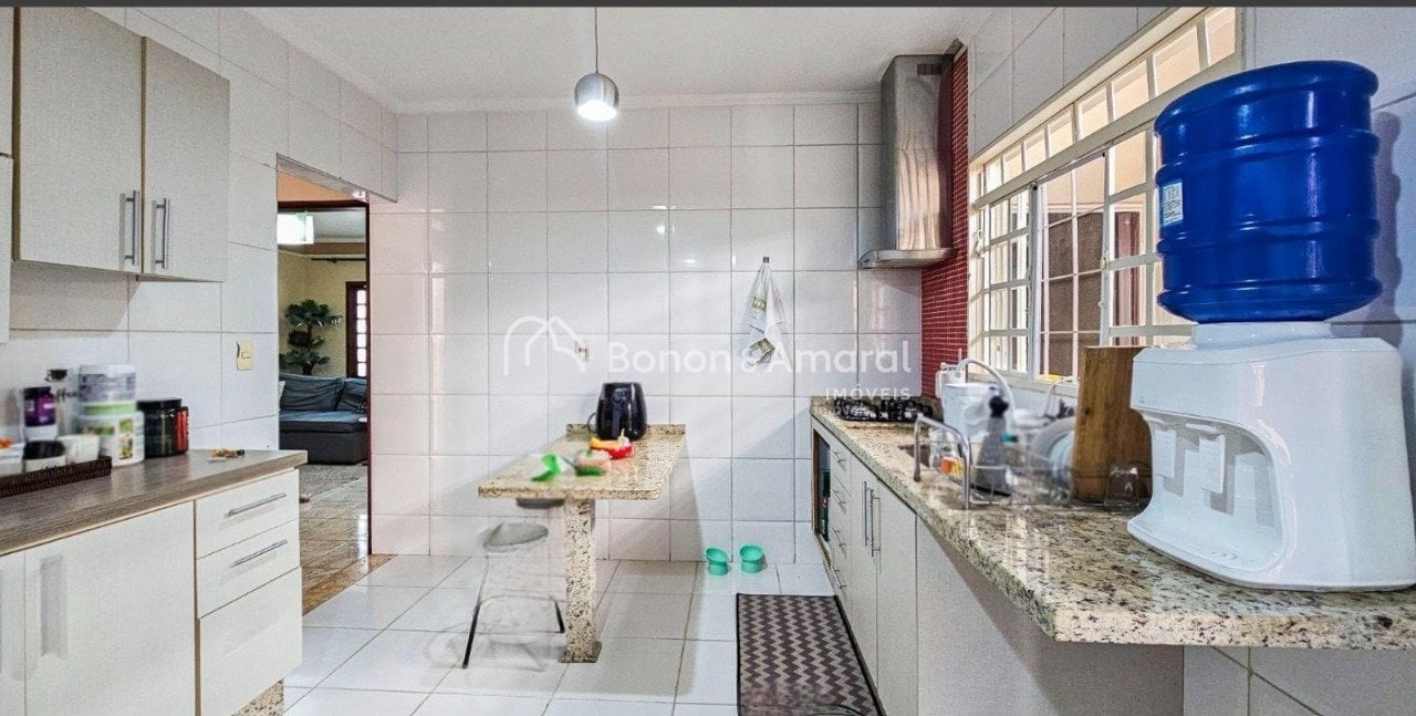 Casa em Condomínio à Venda - Roncáglia em Valinhos / SP