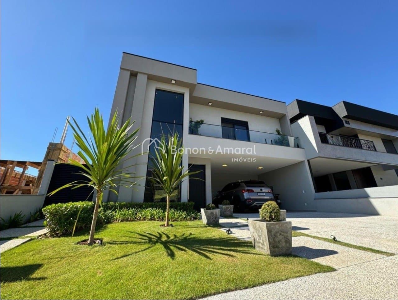 Casa em Condomínio à Venda - Roncáglia em Valinhos / SP
