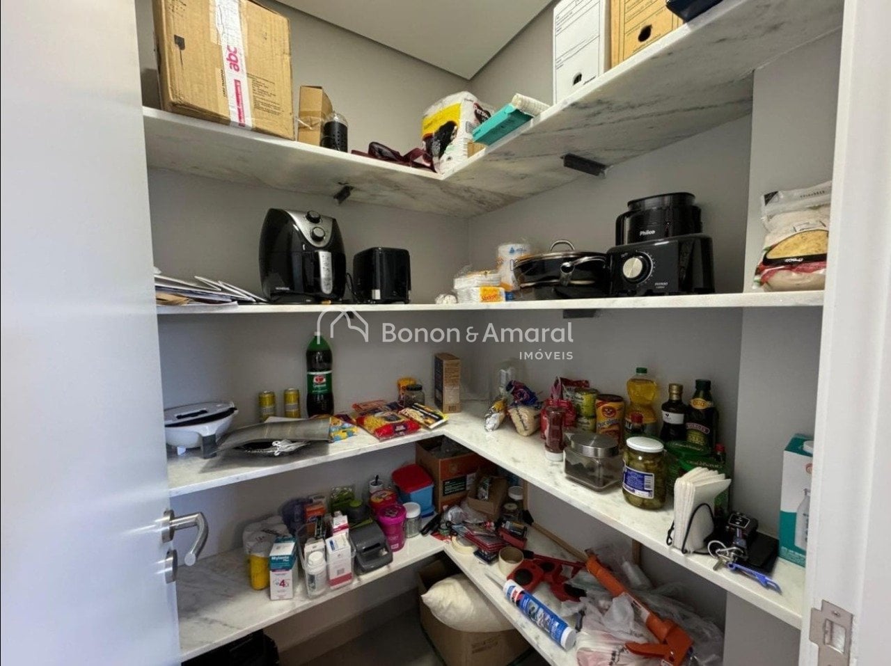 Casa em Condomínio à Venda - Roncáglia em Valinhos / SP