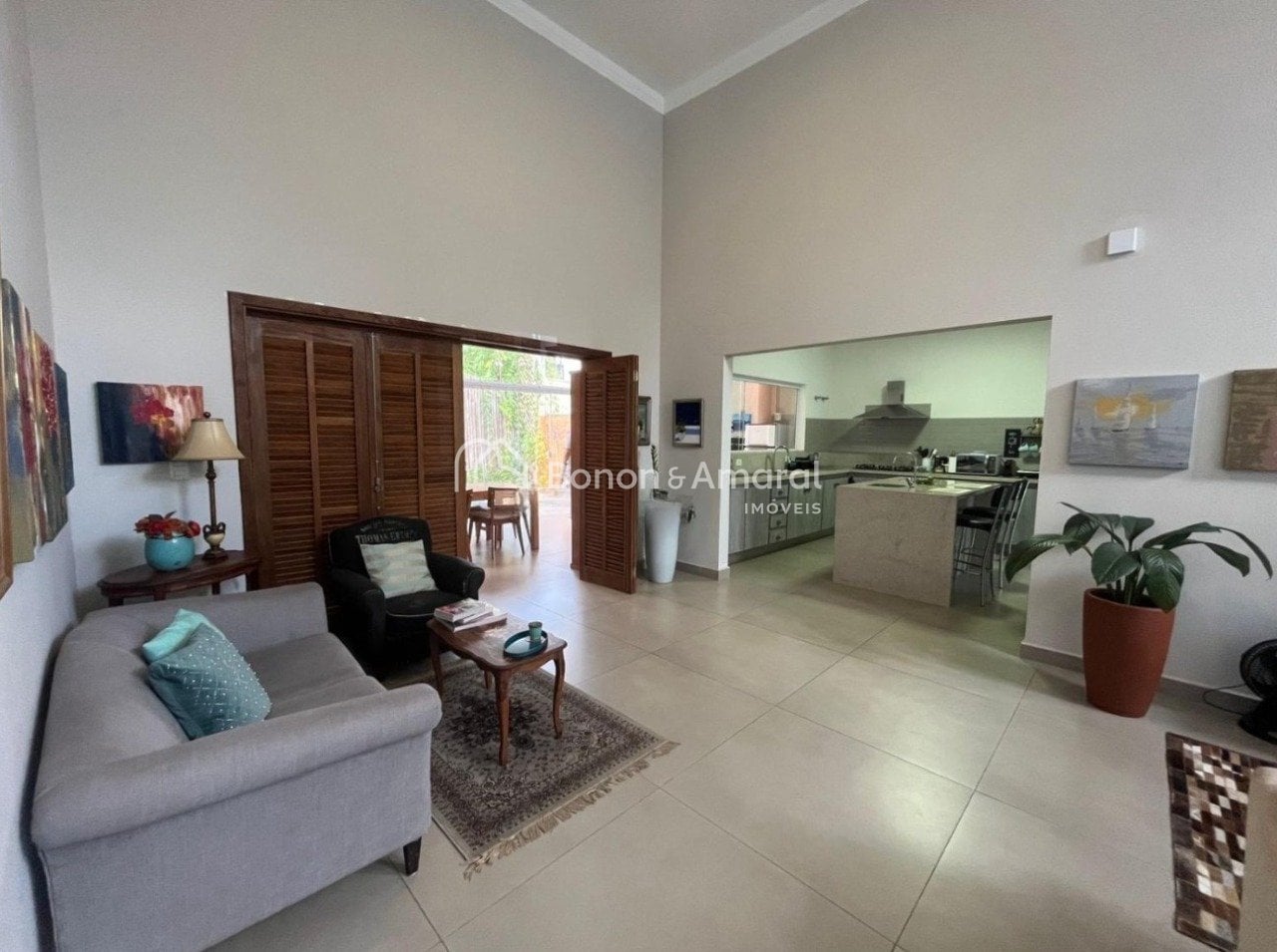 Casa em Condomínio à Venda - Chácaras Silvânia em Valinhos / SP