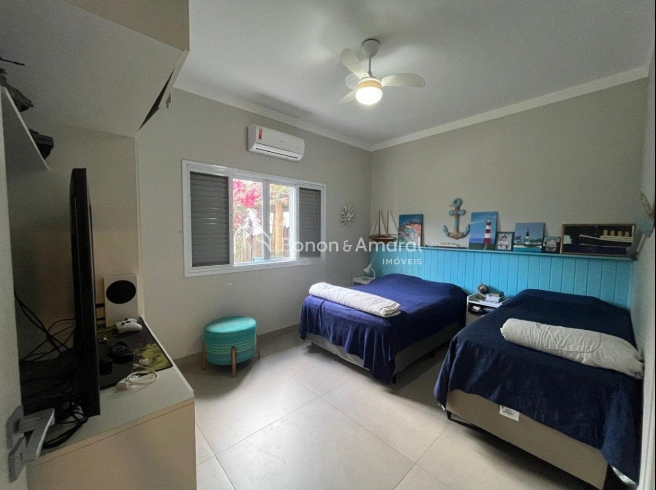 Casa em Condomínio à Venda - Chácaras Silvânia em Valinhos / SP