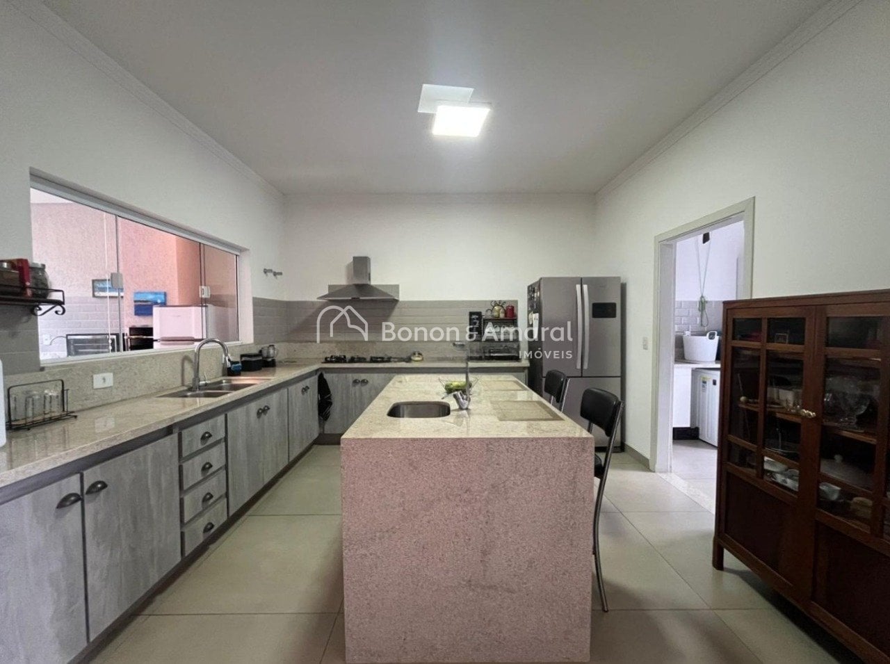 Casa em Condomínio à Venda - Chácaras Silvânia em Valinhos / SP