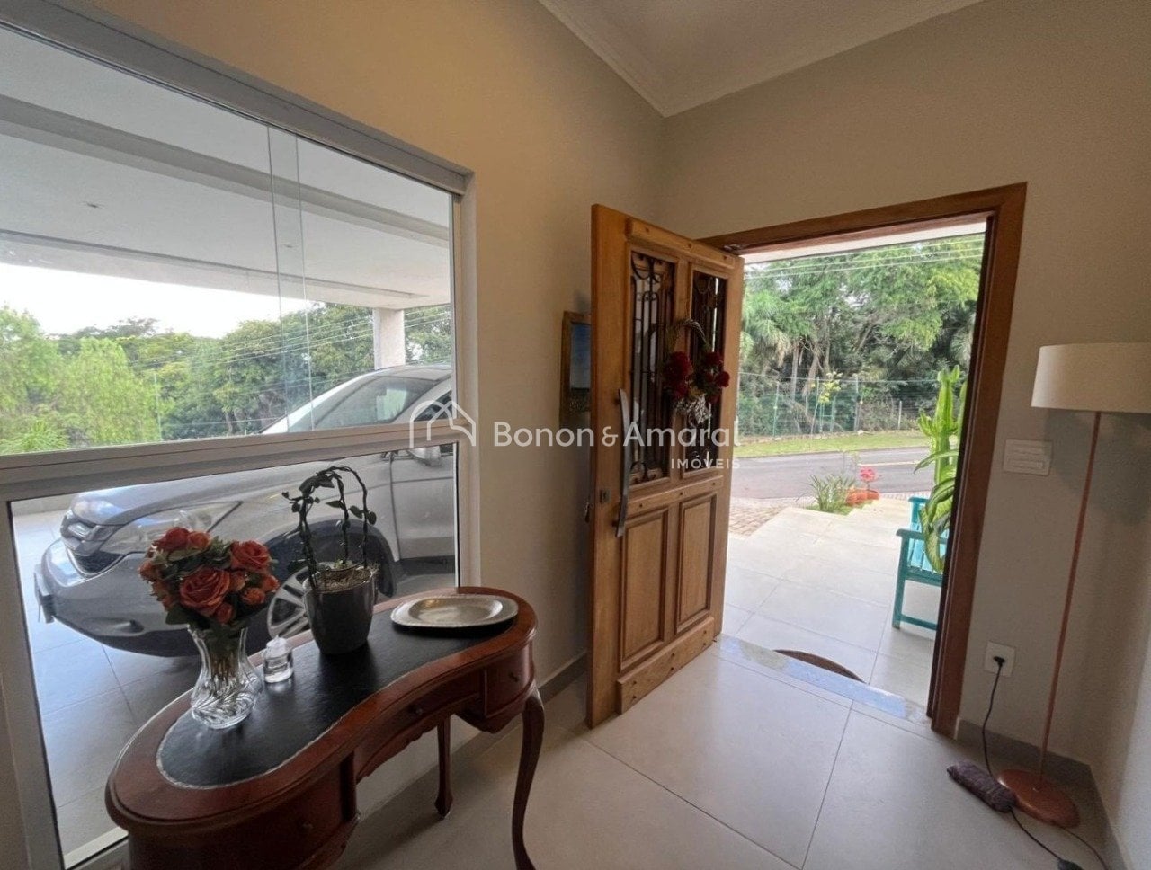 Casa em Condomínio à Venda - Chácaras Silvânia em Valinhos / SP