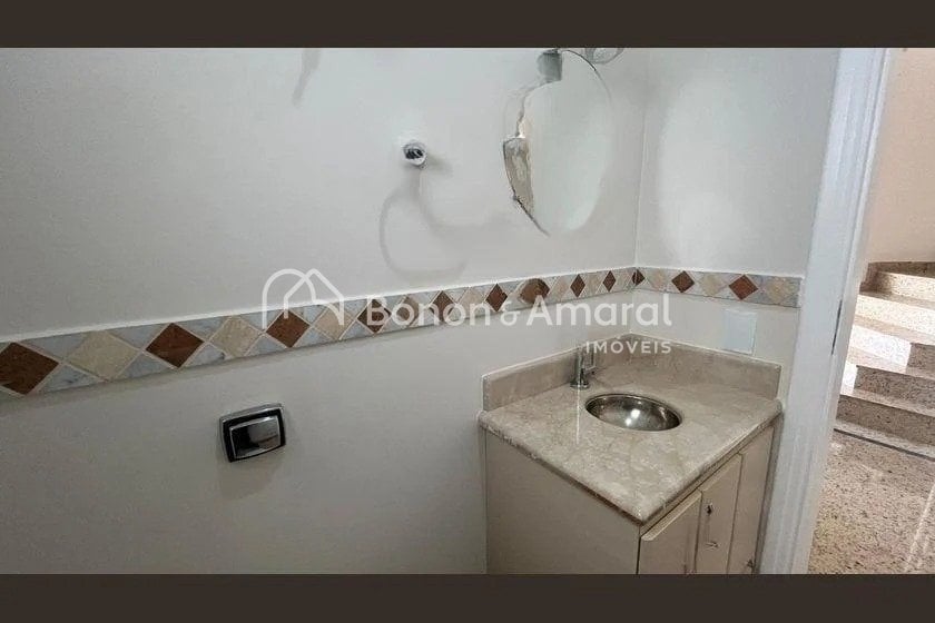 Casa à Venda - Jardim Chapadão em Campinas / SP