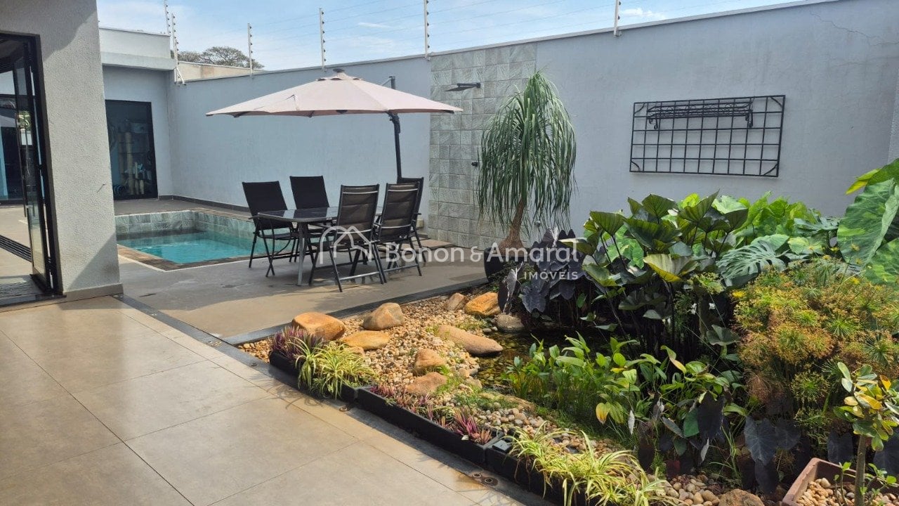 Casa à Venda - Jardim dos Calegaris em Paulínia / SP
