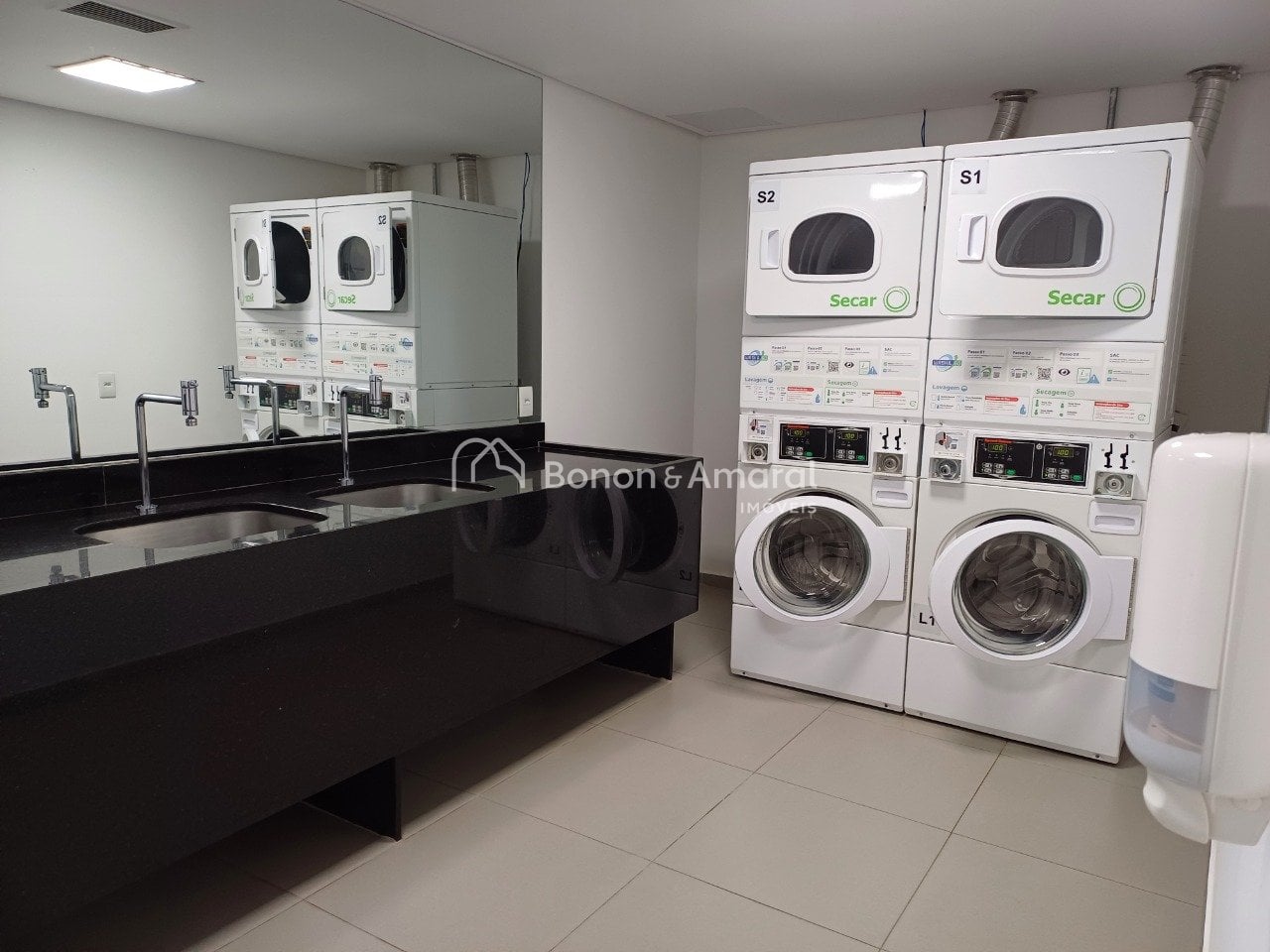Apartamento para Alugar - Cambuí em Campinas / SP