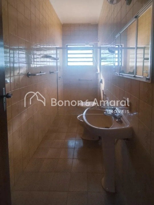 Casa à Venda - Jardim Santa Genebra em Campinas / SP