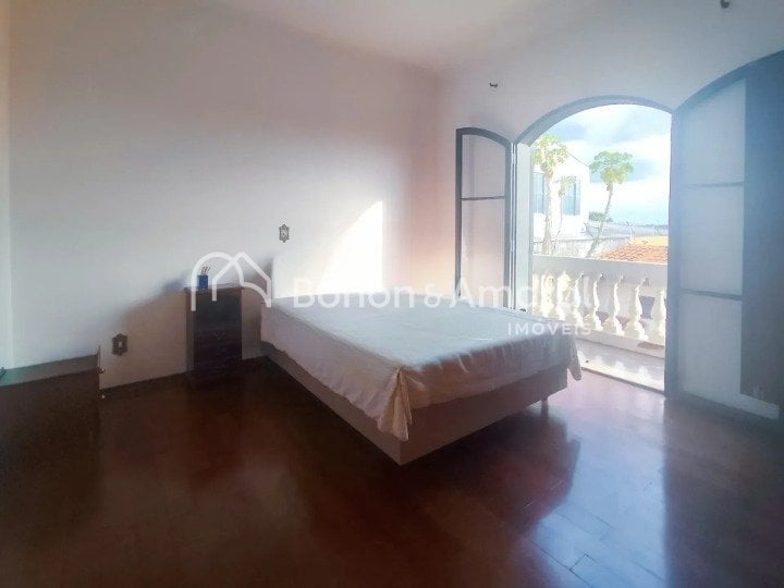 Casa à Venda - Jardim Santa Genebra em Campinas / SP