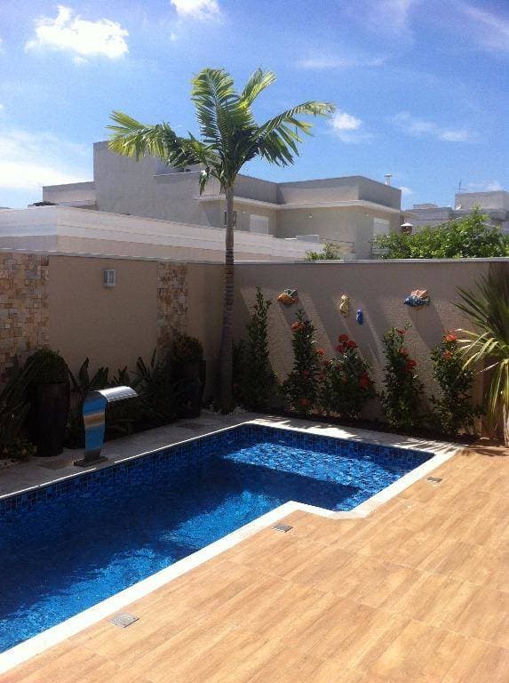 Casa em Condomínio à Venda no Parque Brasil 500 em Paulínia / SP