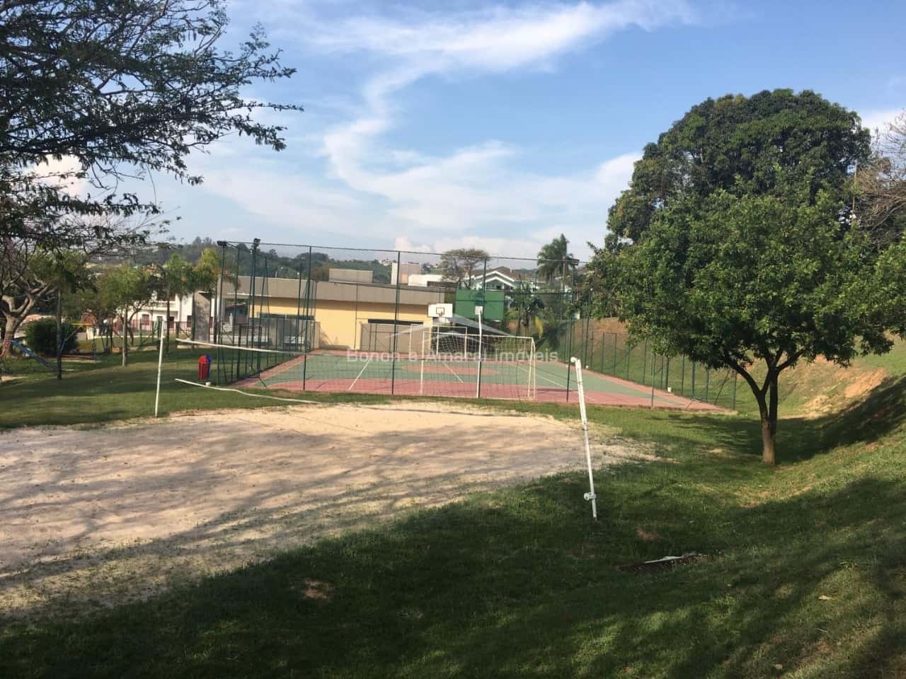 Foto do condomínio Parque Residencial Maison Blanche