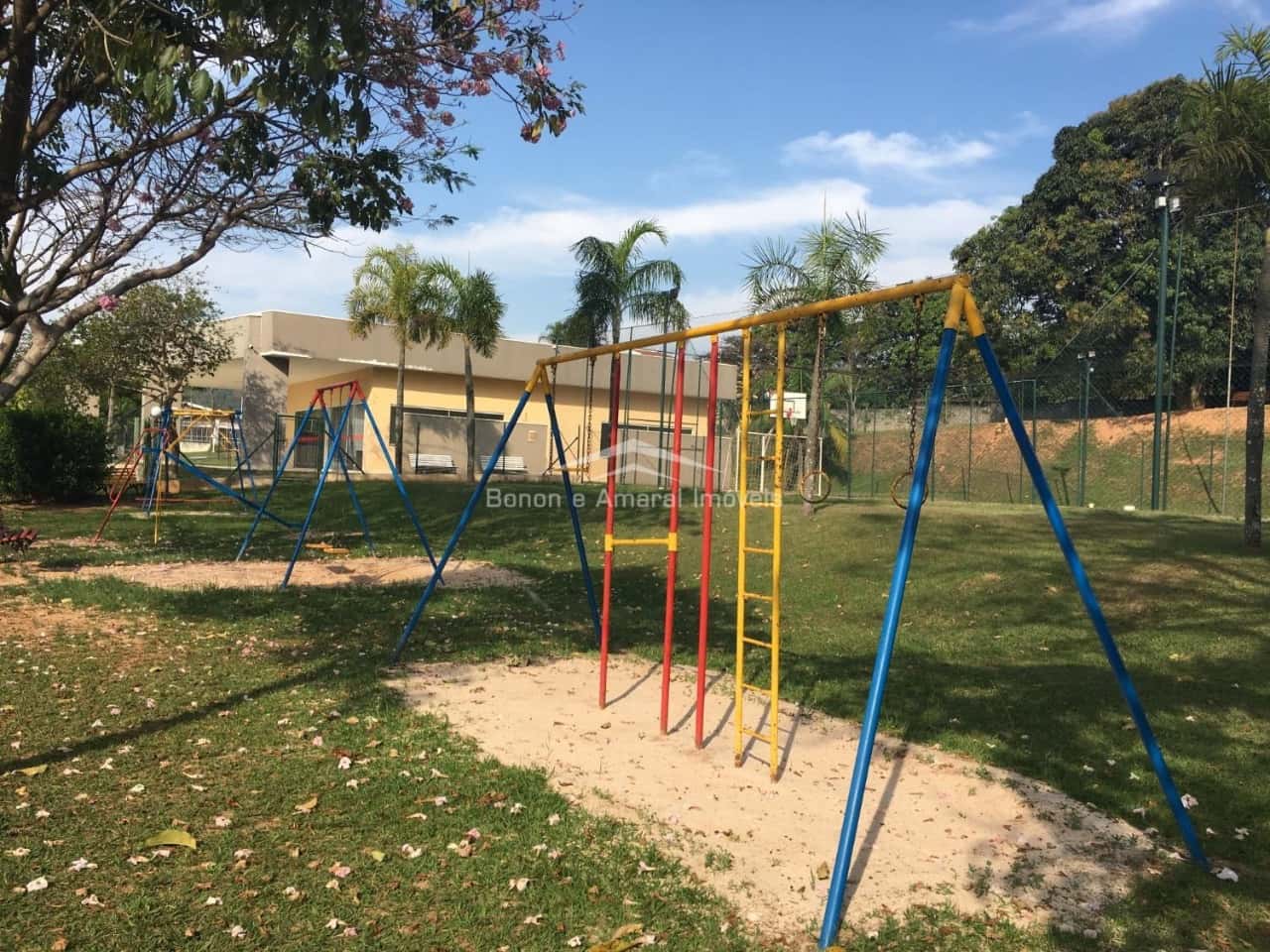 Foto do condomínio Parque Residencial Maison Blanche