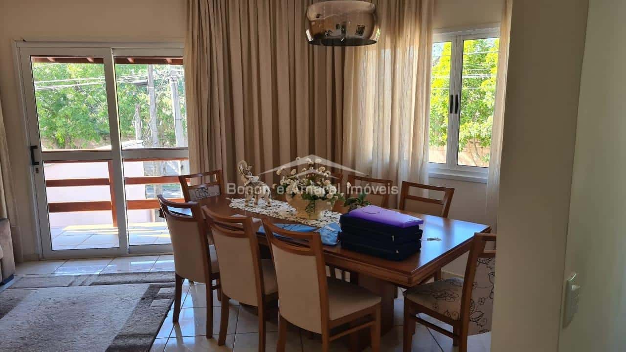 Casa em Condomínio à Venda - Parque Dos Cocais, Valinhos/ SP — foto principal