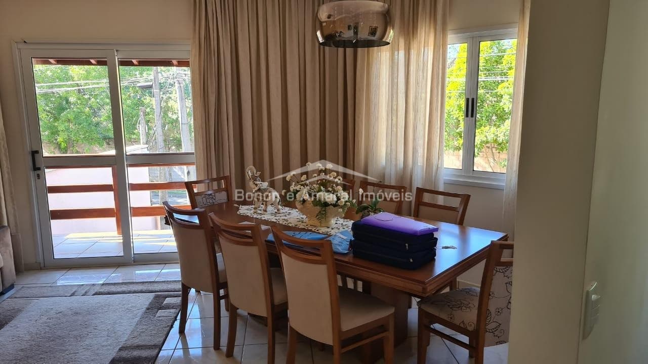 Casa em Condomínio à Venda - Parque Dos Cocais em Valinhos / SP