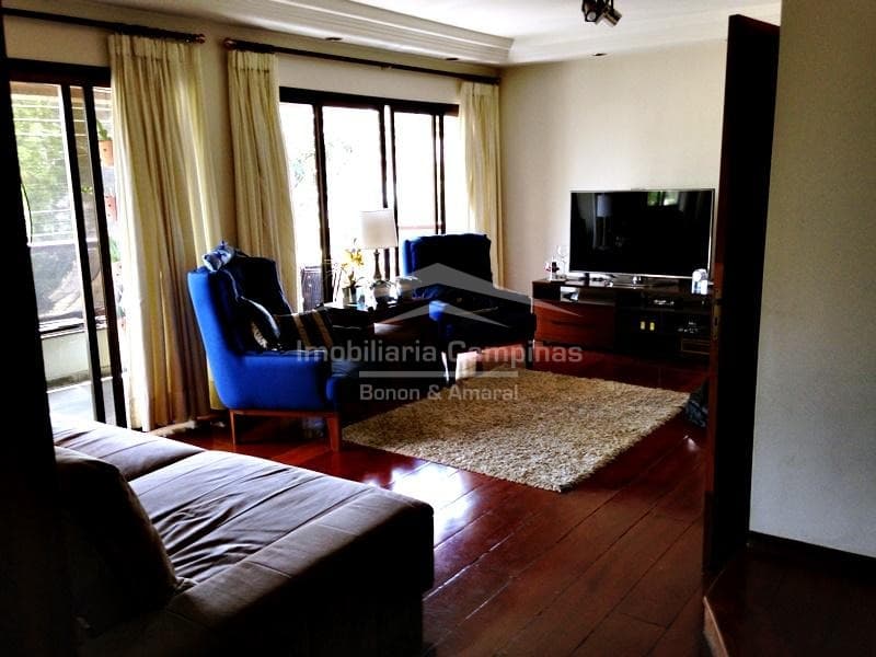 Apartamento à Venda - Bela Vista em Valinhos / SP