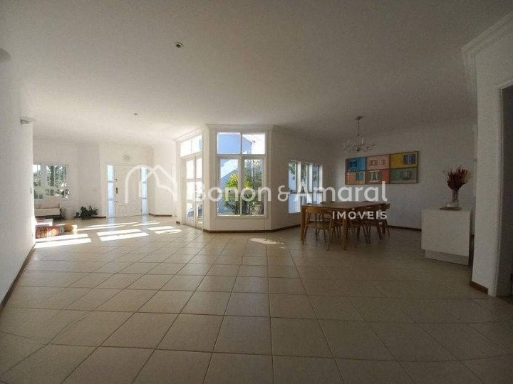 Casa em Condomínio à Venda - Jardim Botânico (Sousas) em Campinas / SP