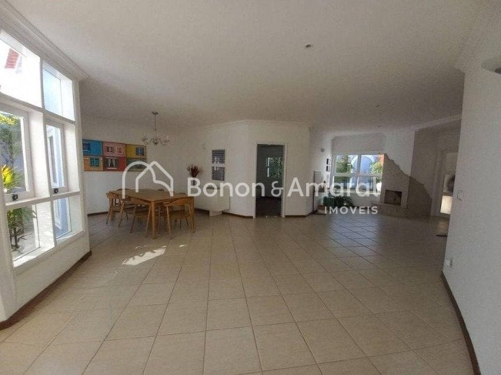 Casa em Condomínio à Venda - Jardim Botânico (Sousas) em Campinas / SP