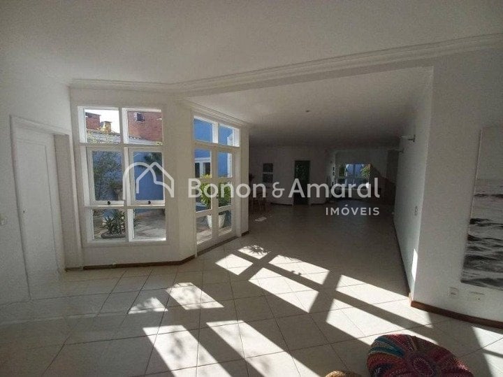 Casa em Condomínio à Venda - Jardim Botânico (Sousas) em Campinas / SP