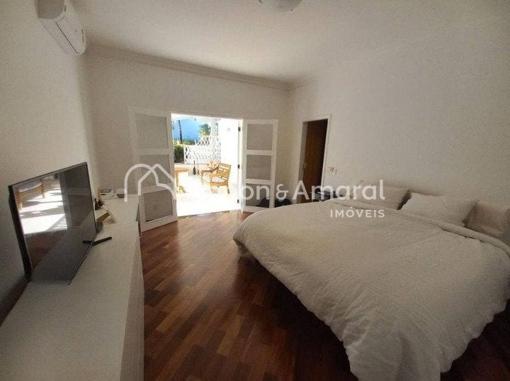 Casa em Condomínio à Venda - Jardim Botânico (Sousas) em Campinas / SP