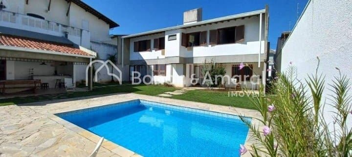 Casa em Condomínio à Venda - Vila Brandina em Campinas / SP