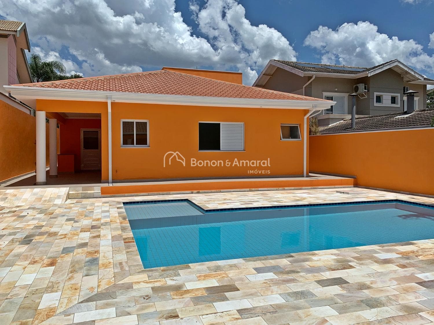 Casa em Condomínio à Venda - Parque Xangrilá em Campinas / SP