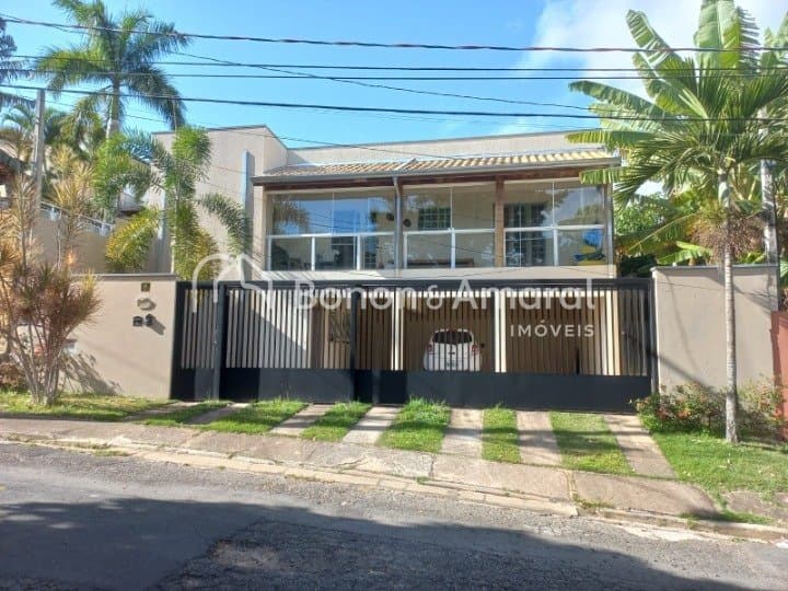 Casa à Venda - Parque das Universidades em Campinas / SP