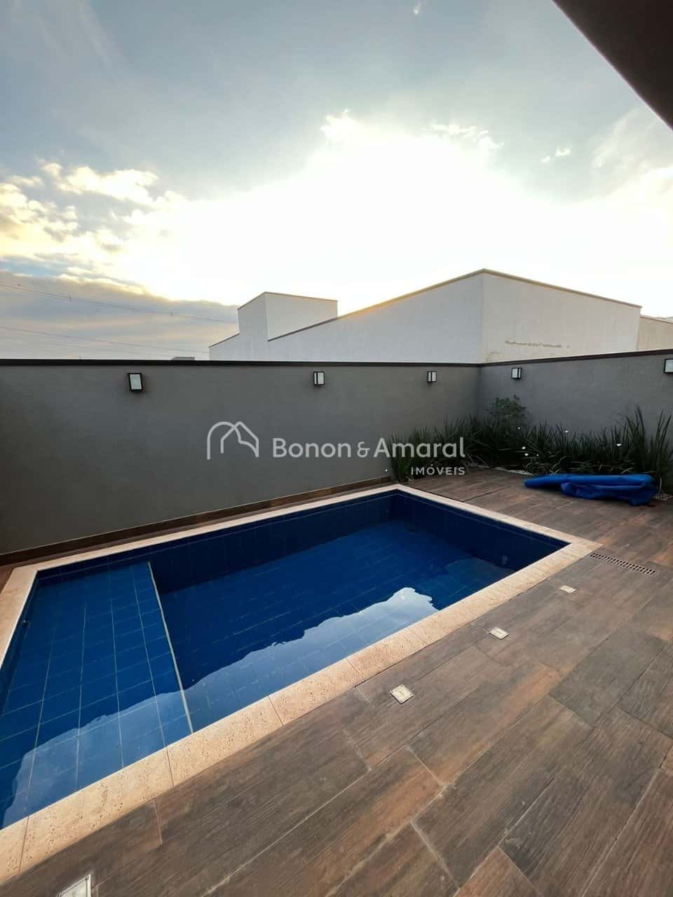 Casa em Condomínio à Venda - Vila Monte Alegre, Paulínia/ SP — foto principal