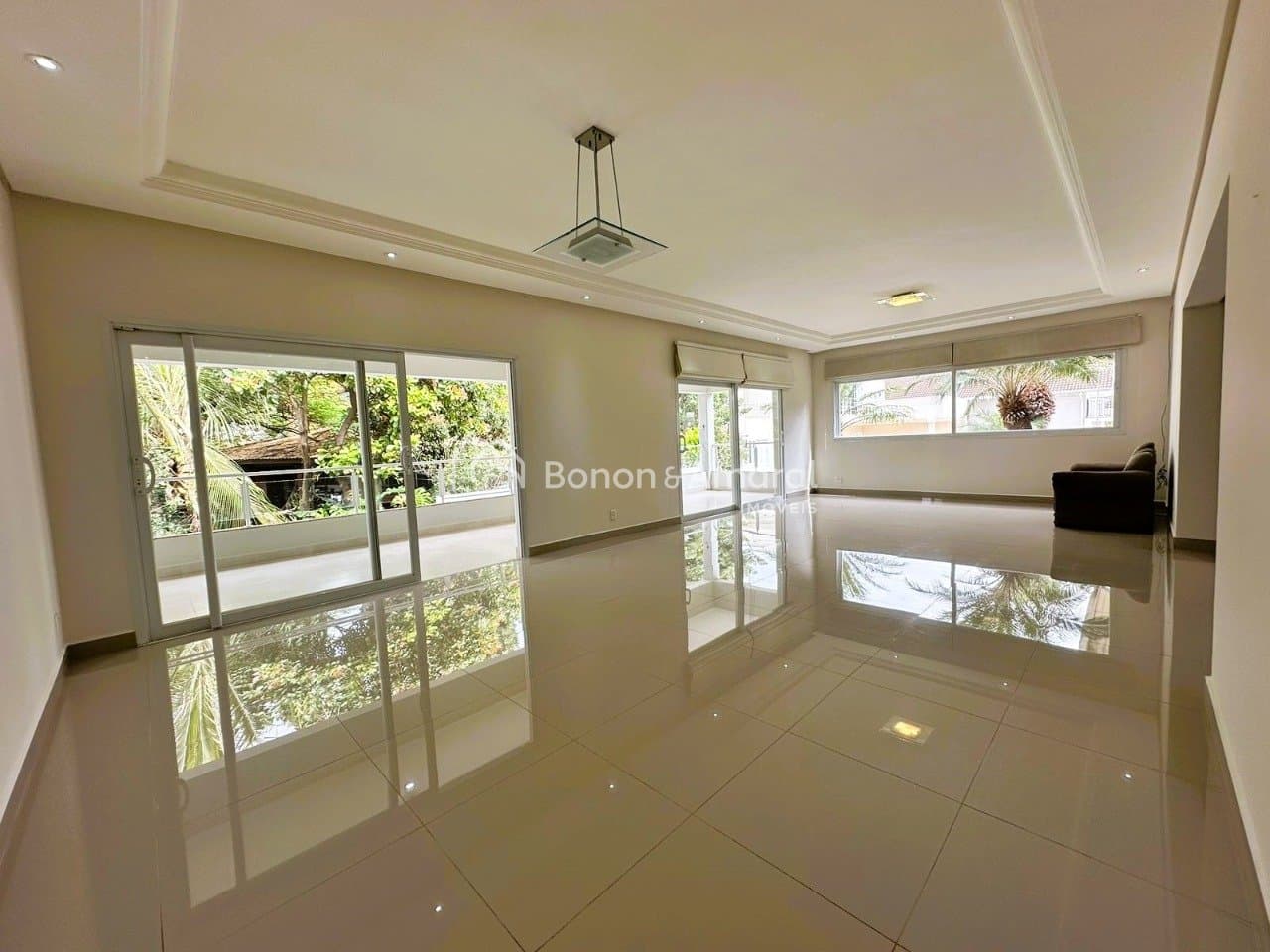Casa em Condomínio à Venda - Nossa Senhora Aparecida em Paulínia / SP