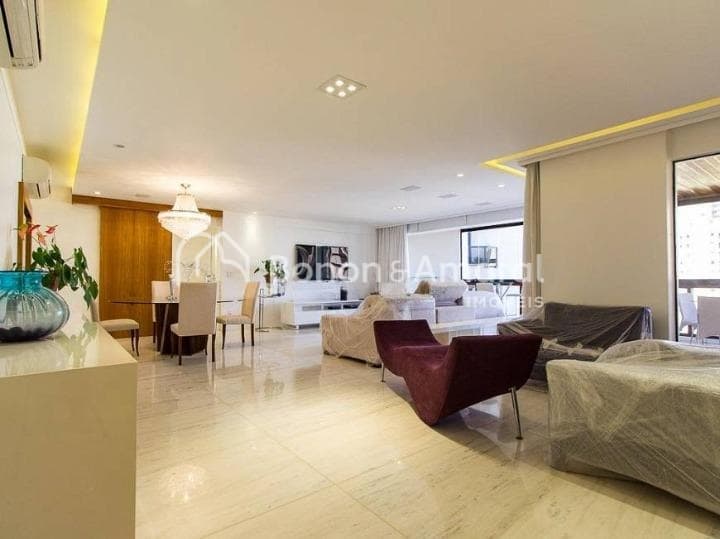 Apartamento à Venda - Cambuí em Campinas / SP