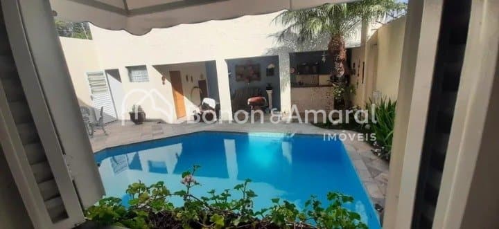 Casa à Venda - Parque Taquaral em Campinas / SP