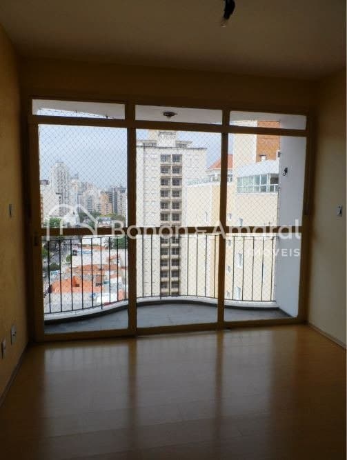 Apartamento à Venda - Cambuí em Campinas / SP