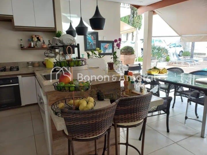 Casa à Venda - Parque Alto Taquaral em Campinas / SP