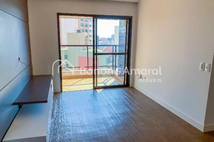 Apartamento à Venda - Centro em Campinas / SP