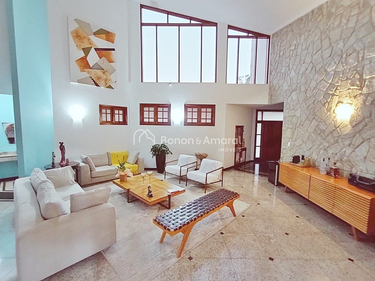 Casa à Venda - Parque Taquaral em Campinas / SP