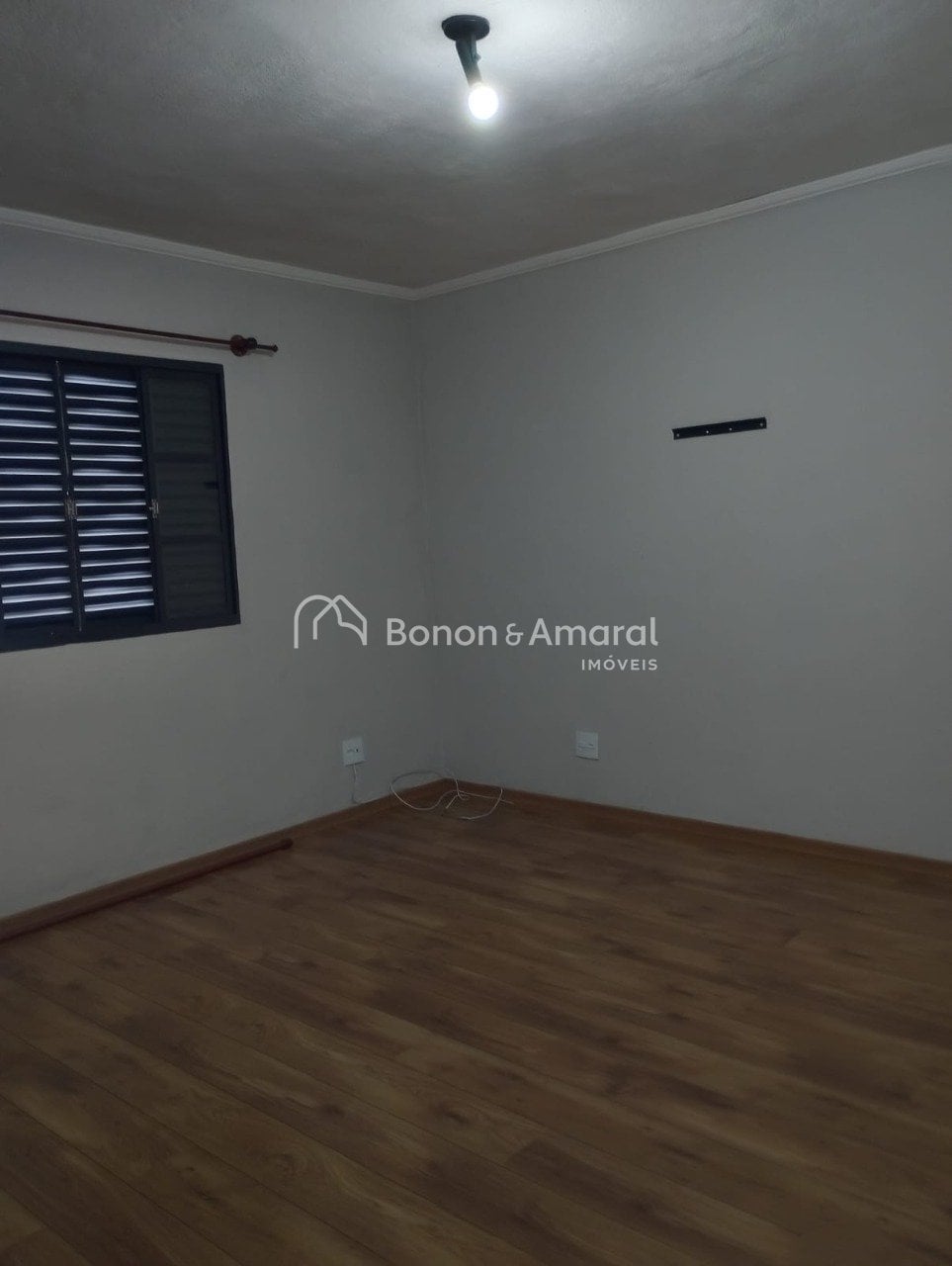 Casa à Venda - Vila São José em Valinhos / SP